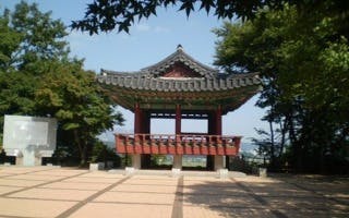 궁산소악루, 양천향교, 허준테마거리, 서울식물원, 개화산 둘레길